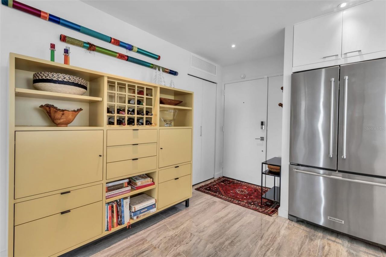 707 S Gulfstream Avenue , Unit 802, Sarasota, FL 34236 Photo