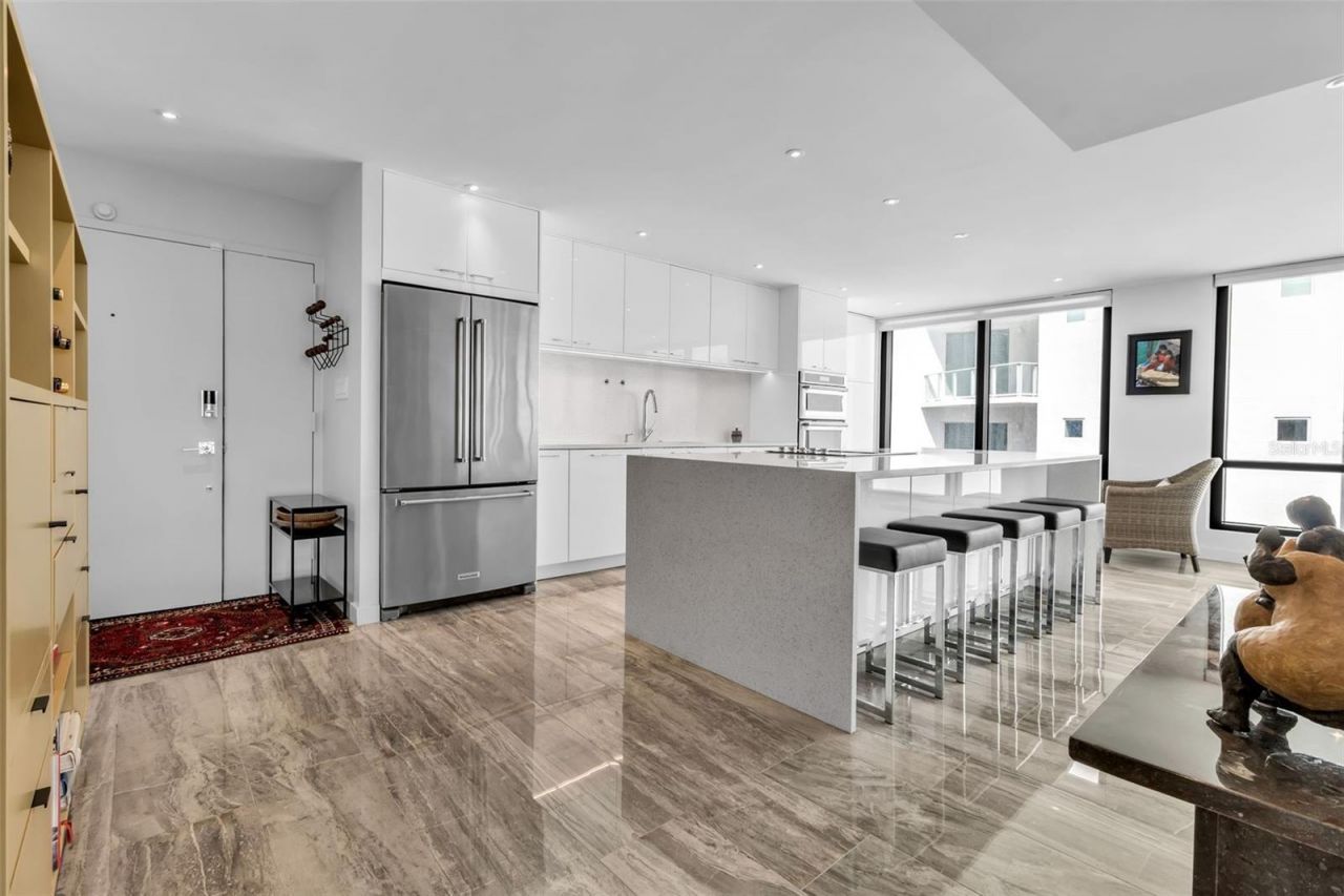 707 S Gulfstream Avenue , Unit 802, Sarasota, FL 34236 Photo