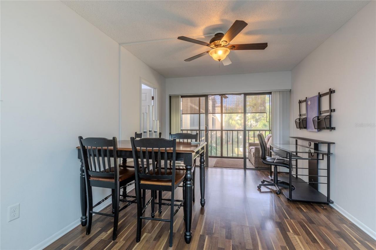 305 30th Avenue W, Unit A208, Bradenton, FL 34205 Photo