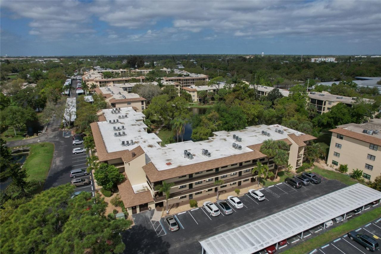 305 30th Avenue W, Unit A208, Bradenton, FL 34205 Photo