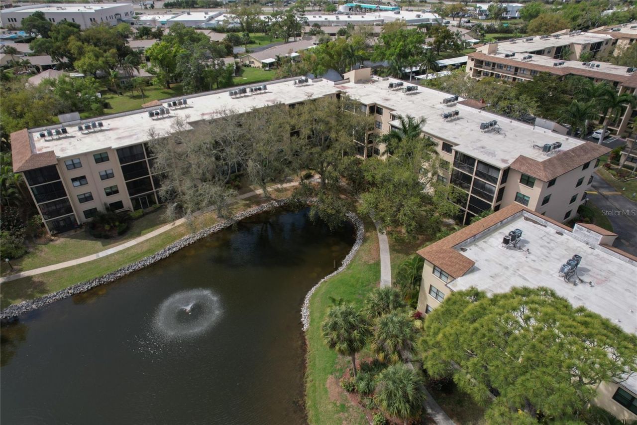 305 30th Avenue W, Unit A208, Bradenton, FL 34205 Photo