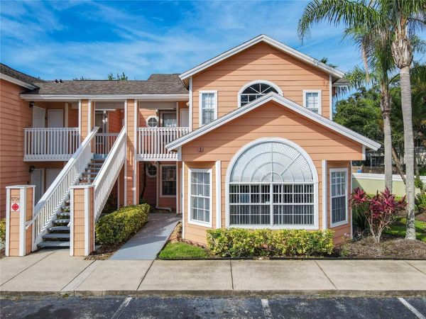 8704 KNIGHTSBRIDGE COURT , Unit B, KISSIMMEE, FL 34747