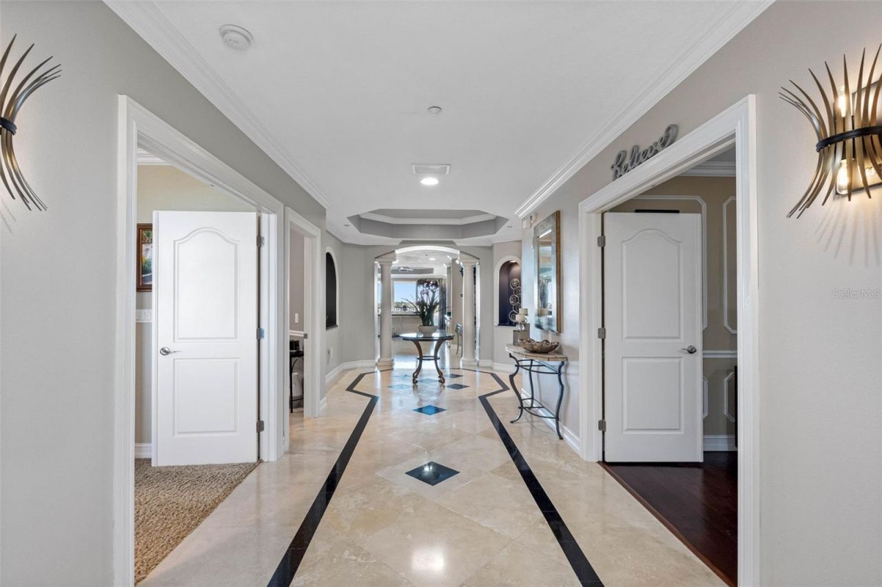 17717 Gulf Boulevard, Unit 702, Redington Shores, FL 33708 Photo
