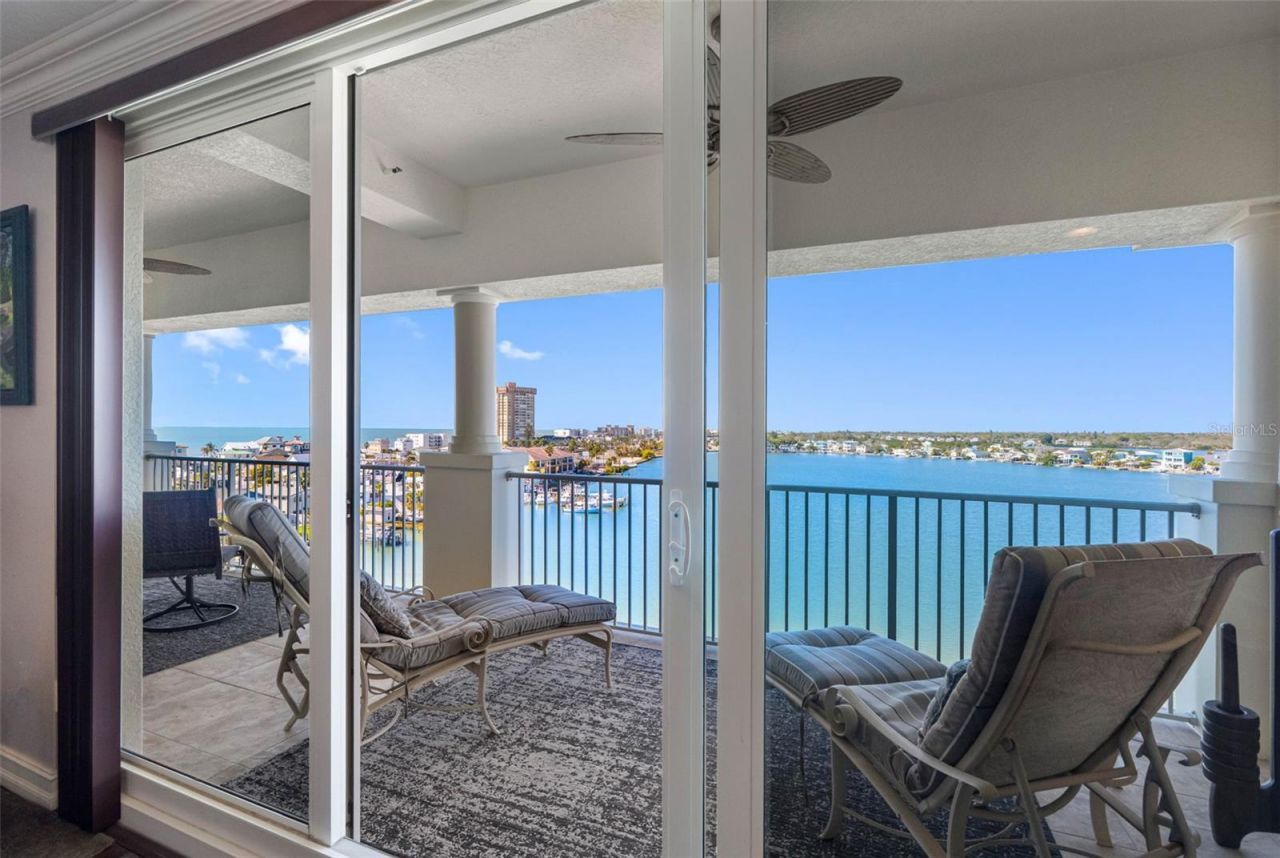17717 Gulf Boulevard, Unit 702, Redington Shores, FL 33708 Photo