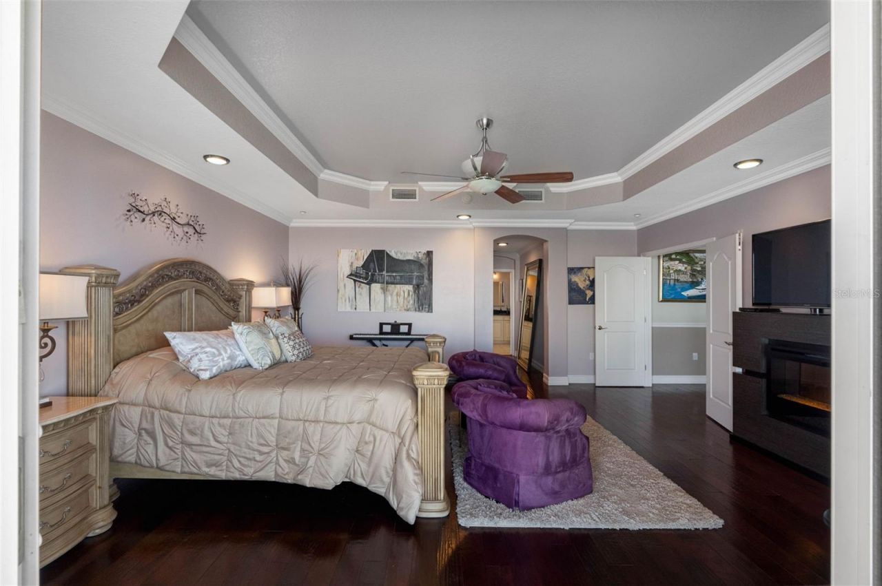 17717 Gulf Boulevard, Unit 702, Redington Shores, FL 33708 Photo