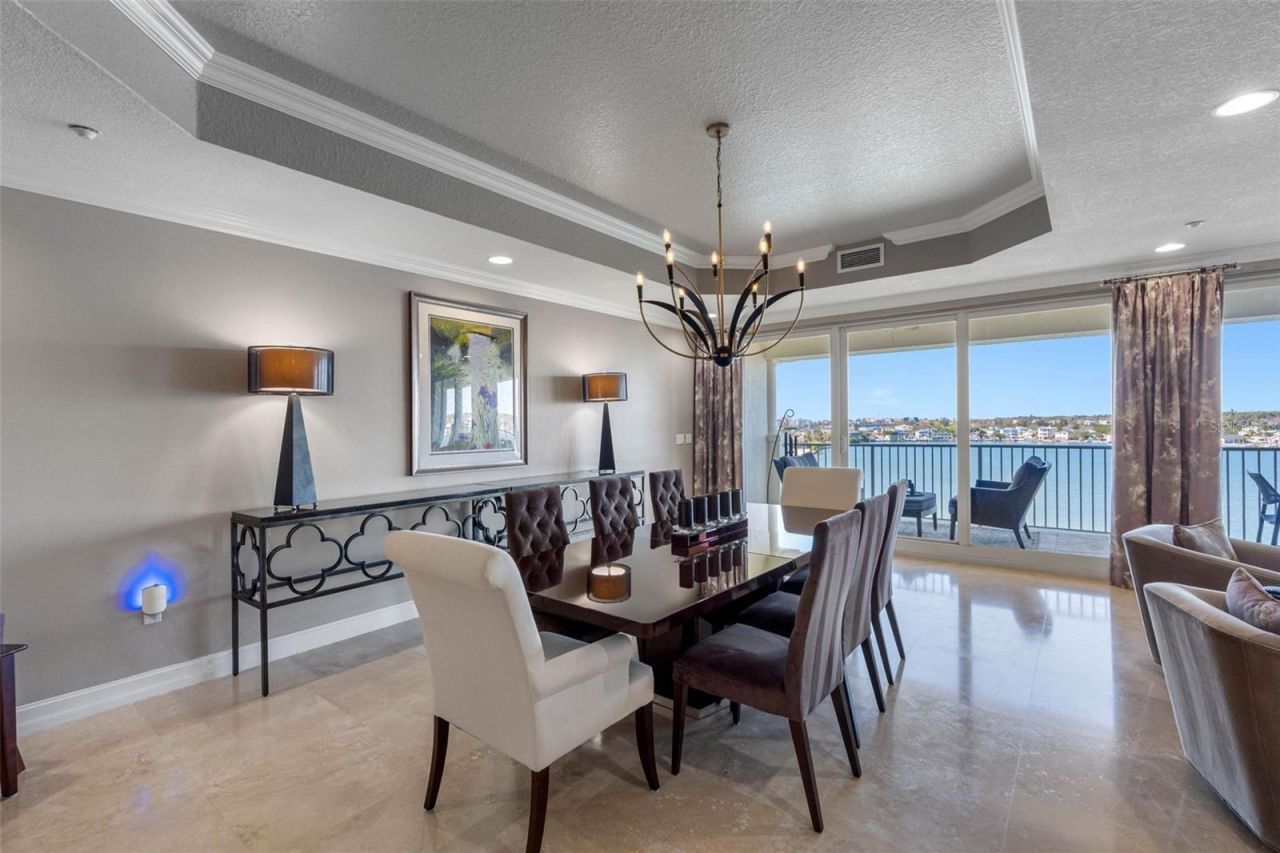 17717 Gulf Boulevard, Unit 702, Redington Shores, FL 33708 Photo