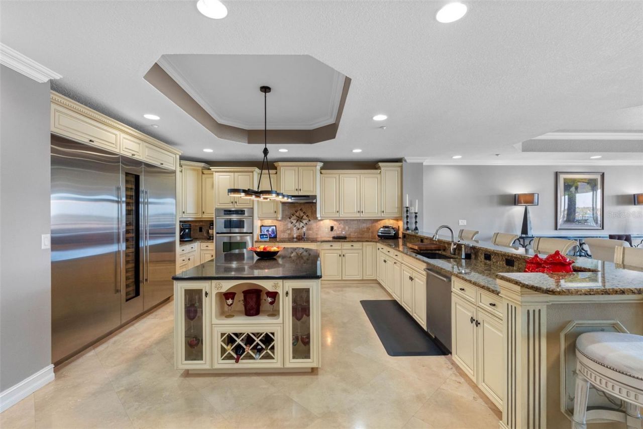 17717 Gulf Boulevard, Unit 702, Redington Shores, FL 33708 Photo