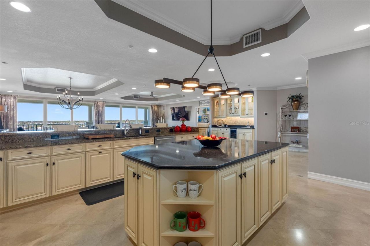 17717 Gulf Boulevard, Unit 702, Redington Shores, FL 33708 Photo