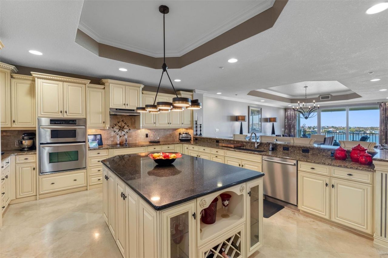 17717 Gulf Boulevard, Unit 702, Redington Shores, FL 33708 Photo