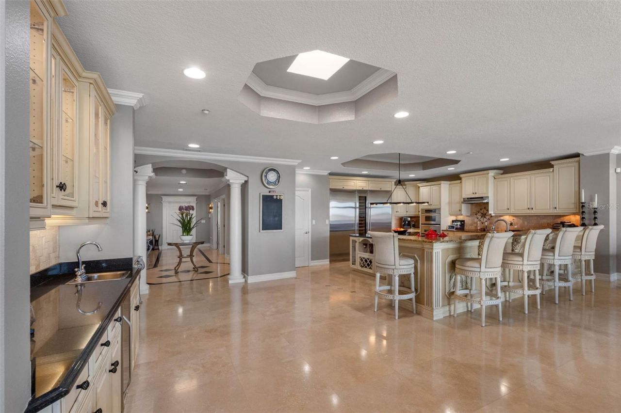 17717 Gulf Boulevard, Unit 702, Redington Shores, FL 33708 Photo