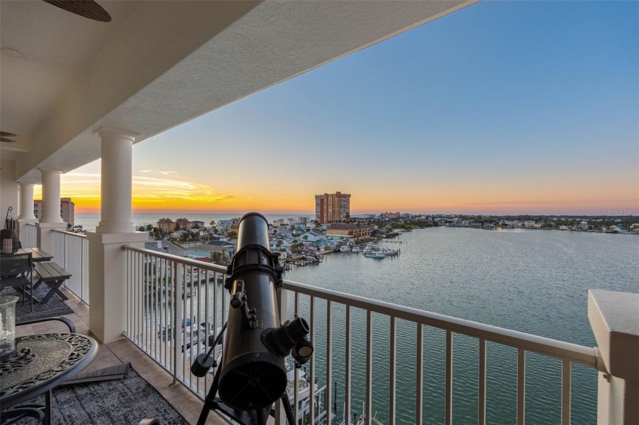 17717 Gulf Boulevard, Unit 702, Redington Shores, FL 33708 Photo