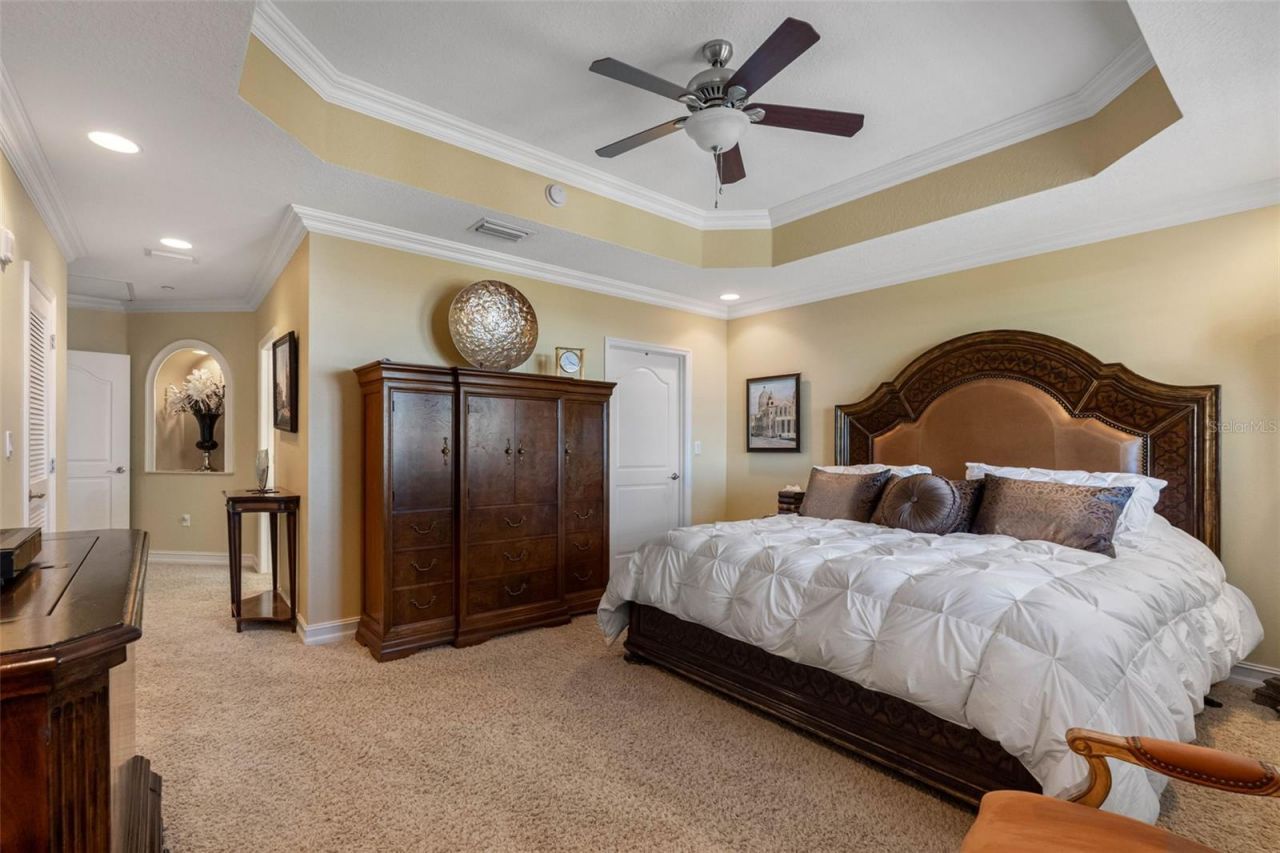 17717 Gulf Boulevard, Unit 702, Redington Shores, FL 33708 Photo