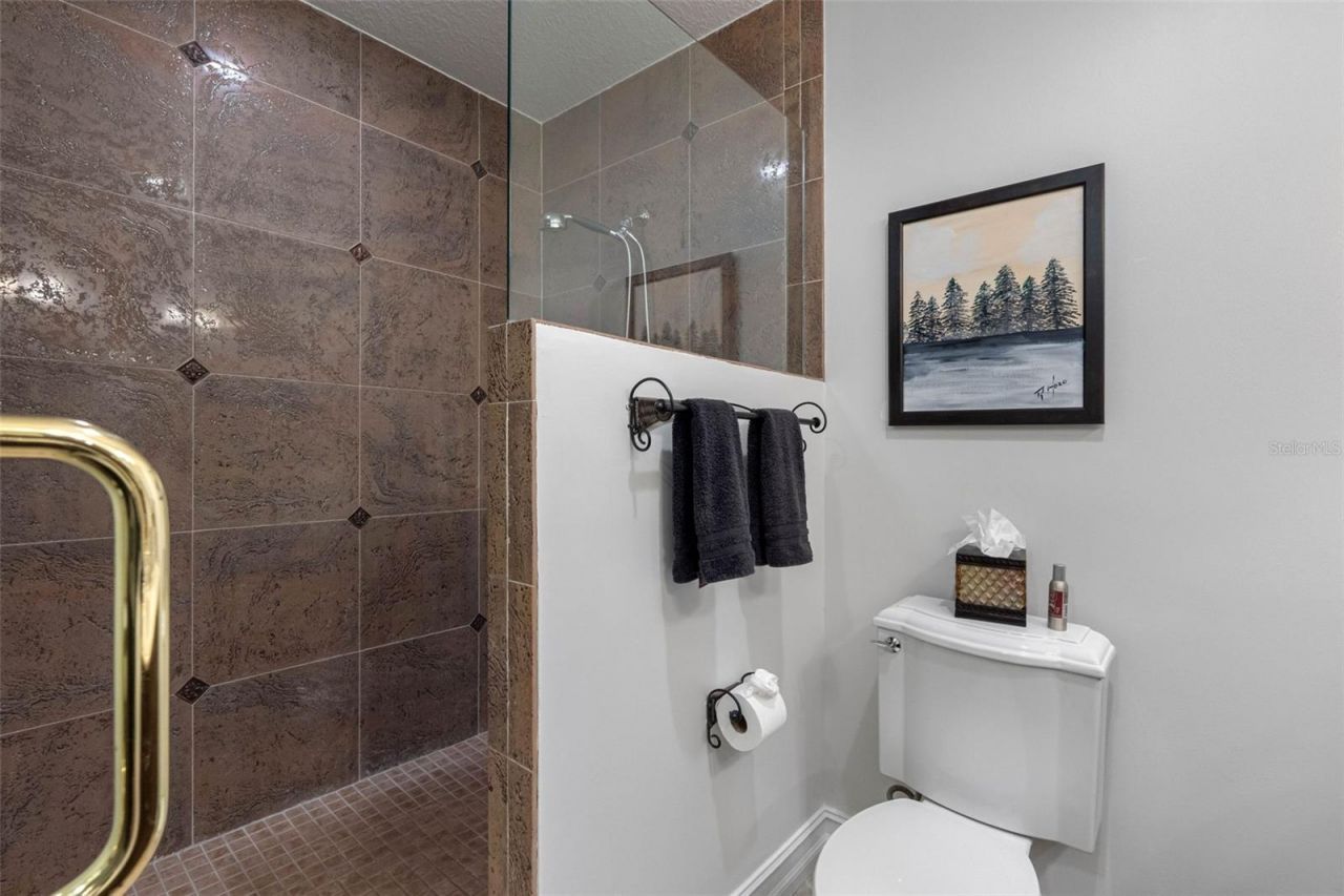 17717 Gulf Boulevard, Unit 702, Redington Shores, FL 33708 Photo