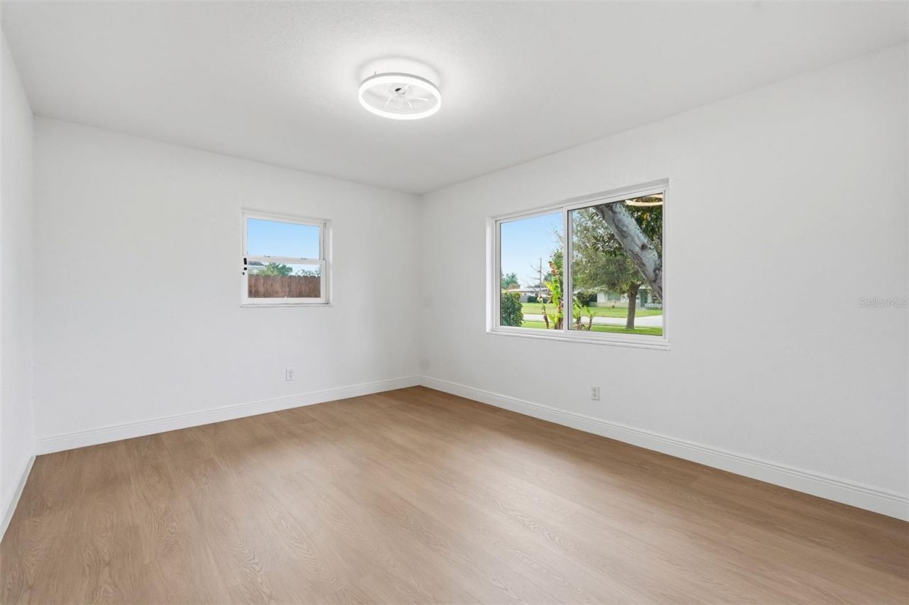 5347 30th Avenue N, Saint Petersburg, FL 33710 Photo