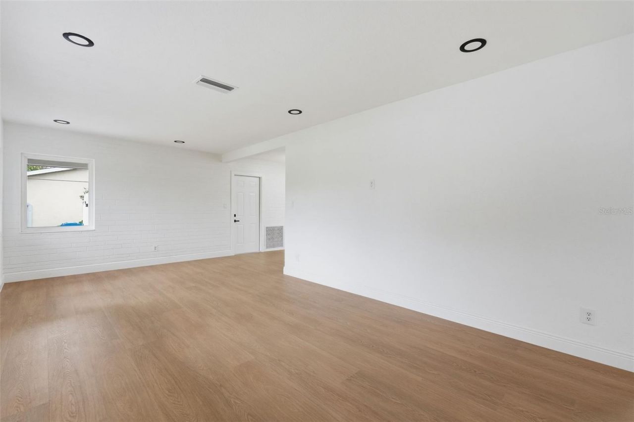 5347 30th Avenue N, Saint Petersburg, FL 33710 Photo