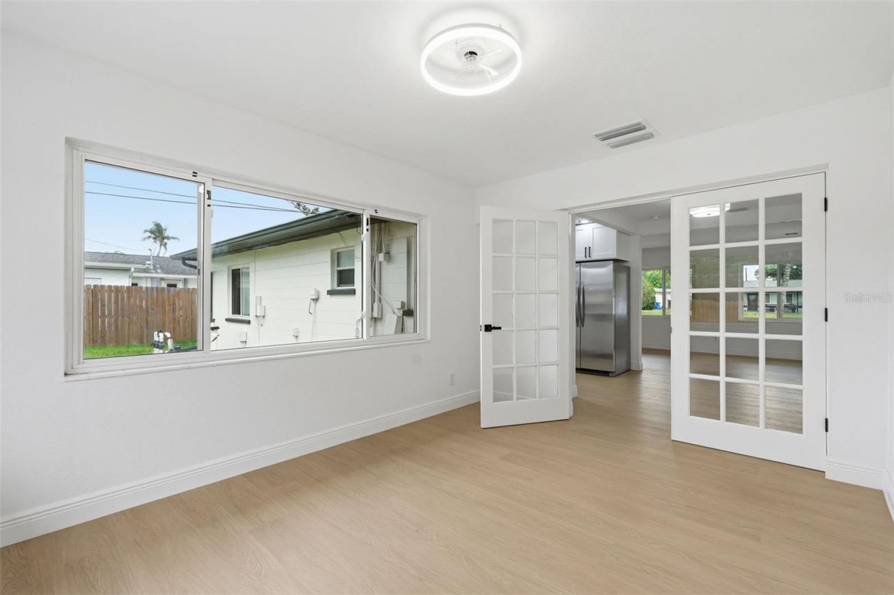 5347 30th Avenue N, Saint Petersburg, FL 33710 Photo