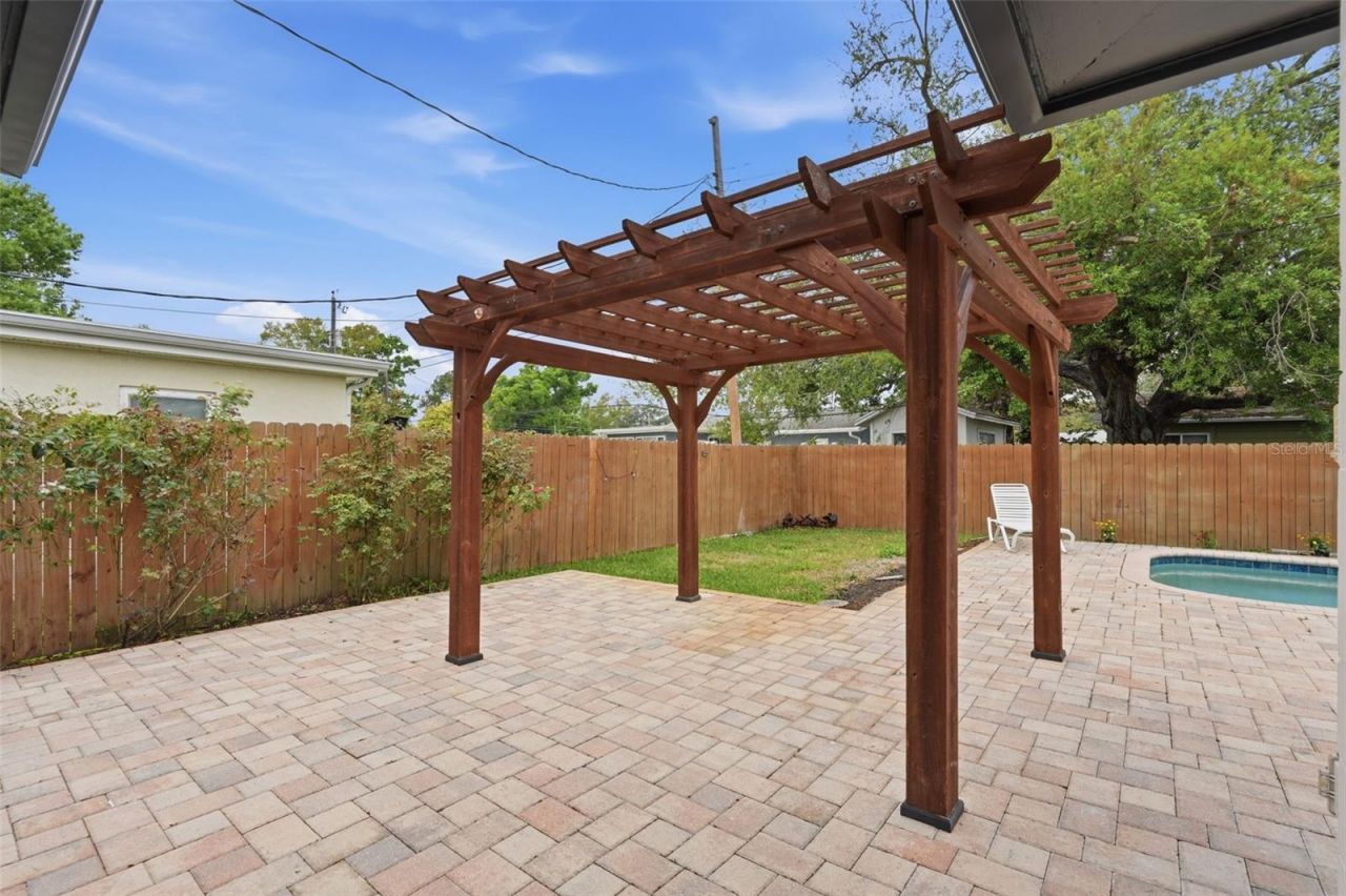 5347 30th Avenue N, Saint Petersburg, FL 33710 Photo