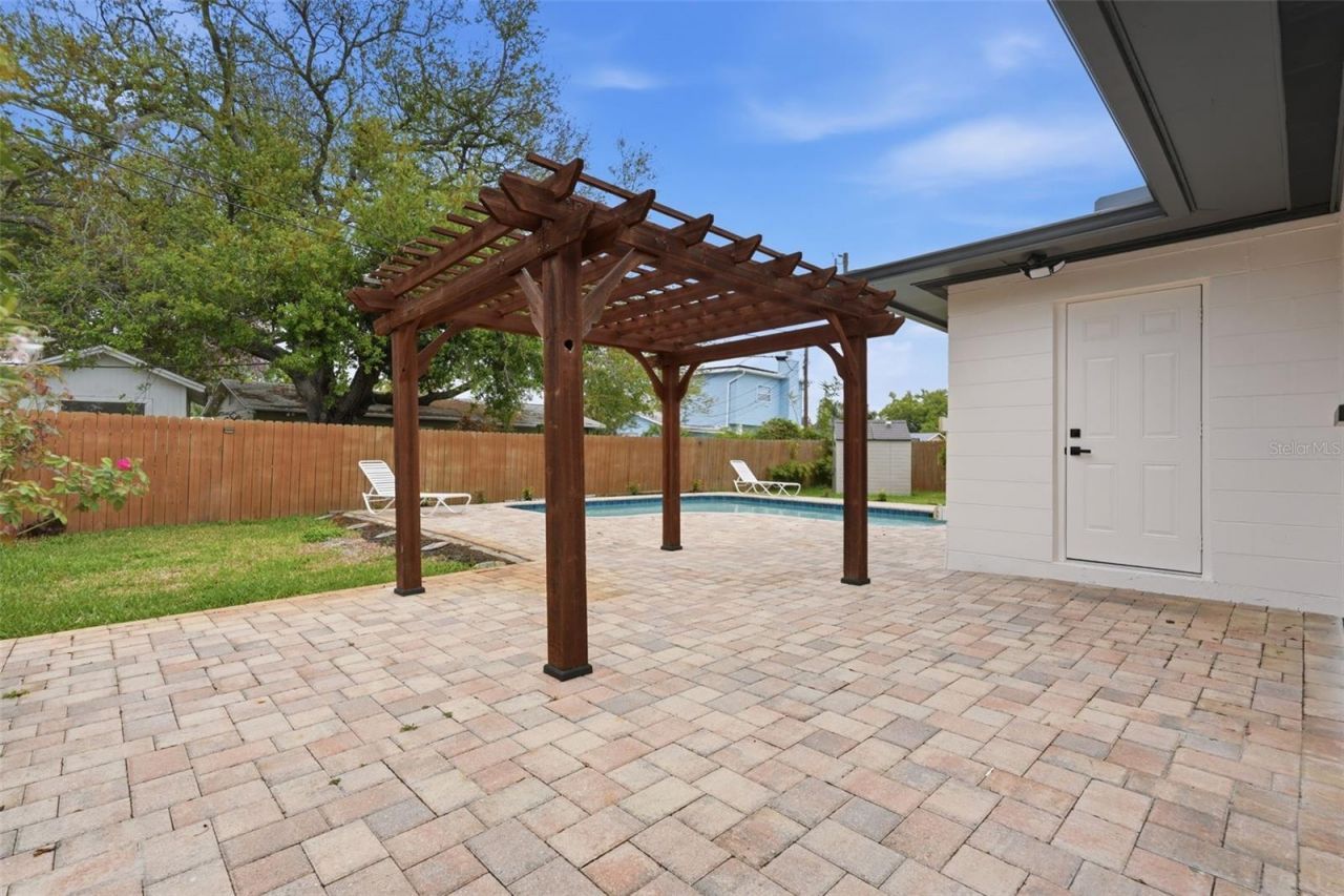 5347 30th Avenue N, Saint Petersburg, FL 33710 Photo