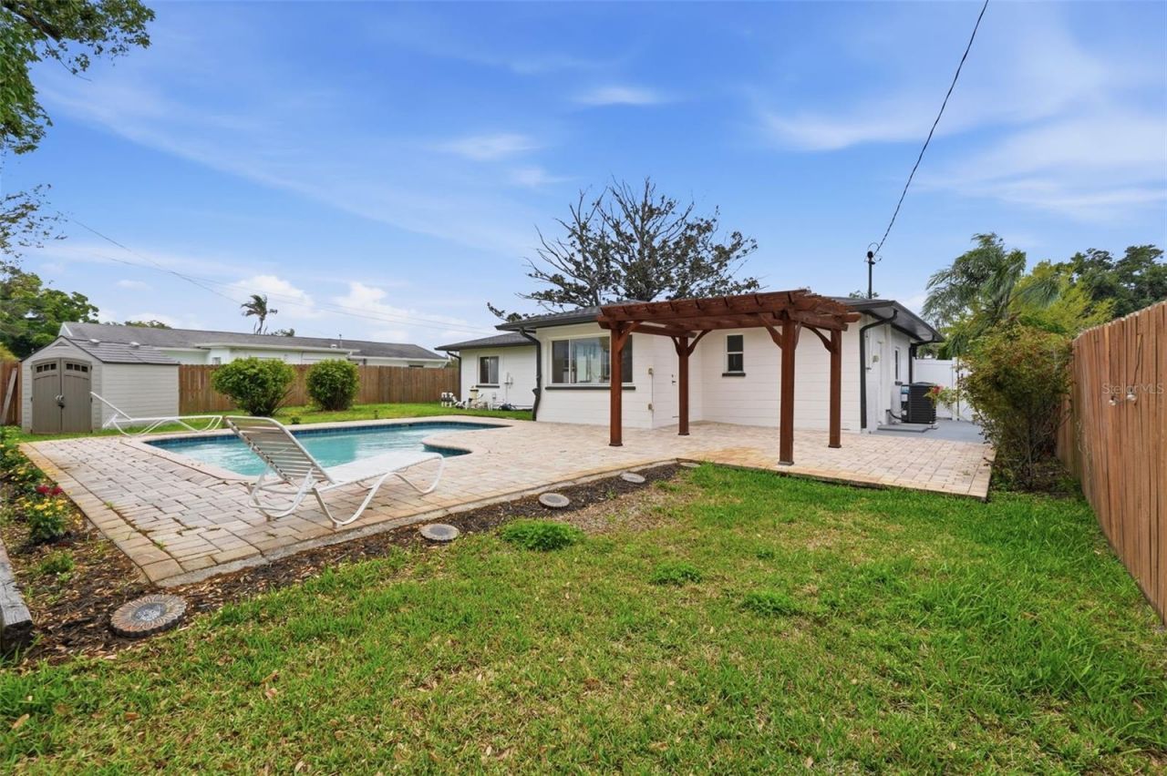 5347 30th Avenue N, Saint Petersburg, FL 33710 Photo