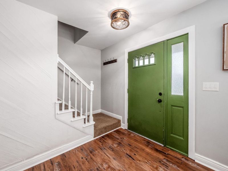 102 Warwood Drive, Granville, OH 43023 Photo 3