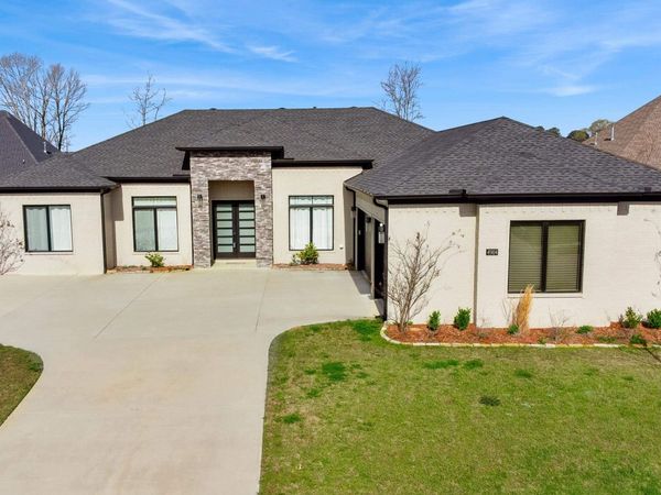 4904 Lake Vista Drive, Benton, AR 72019