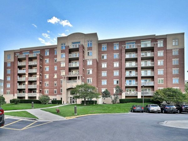 Unit 209, Chicago, IL 60631