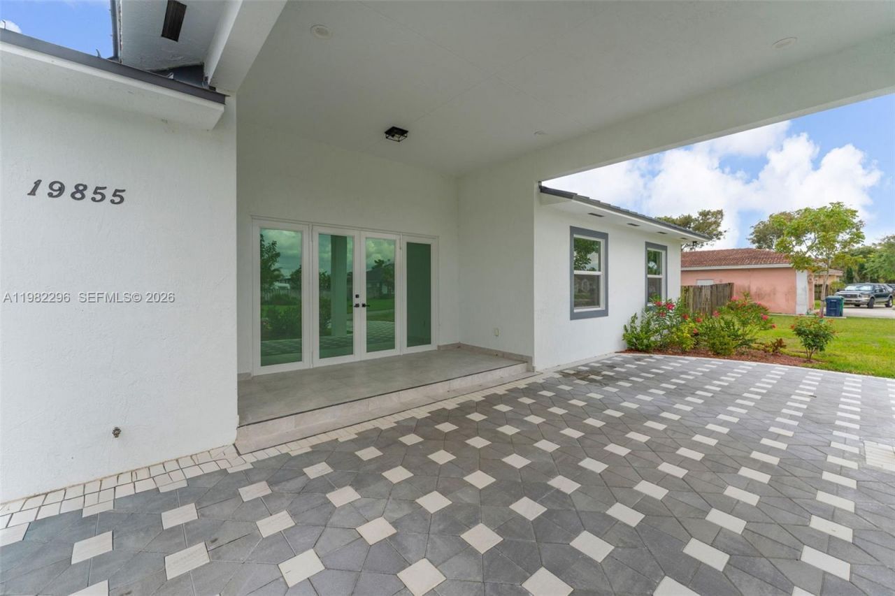 19855 SW 134 Ct , Unincorporated Dade County, FL 33177 Photo