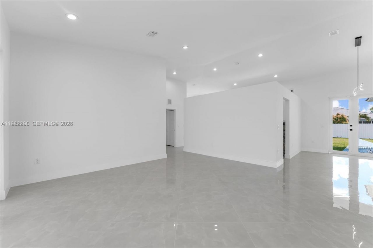 19855 SW 134 Ct , Unincorporated Dade County, FL 33177 Photo