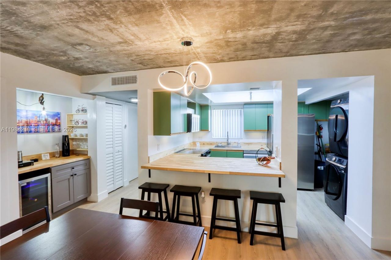 201 NW 7th St , Unit 307, Miami, FL 33136 Photo