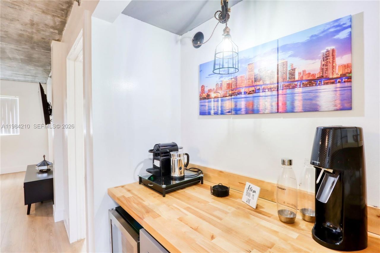 201 NW 7th St , Unit 307, Miami, FL 33136 Photo