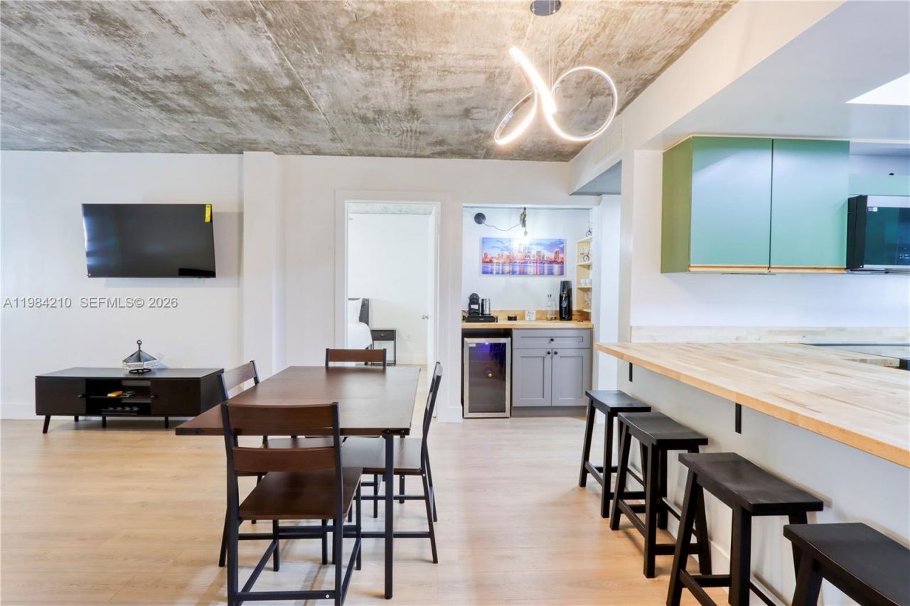 201 NW 7th St , Unit 307, Miami, FL 33136 Photo