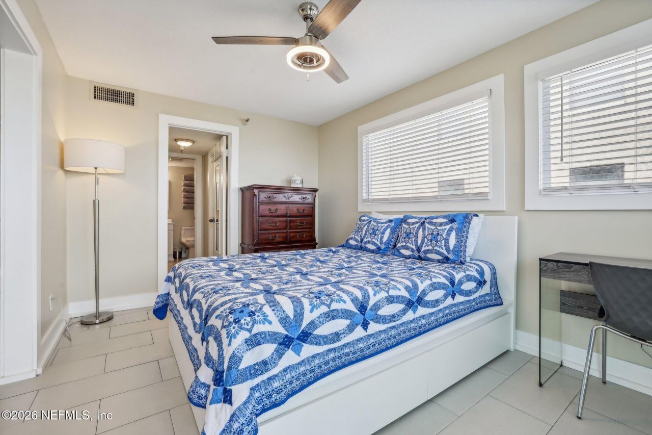 413 1st Street S, Unit 303, Jacksonville Beach, FL 32250 Photo