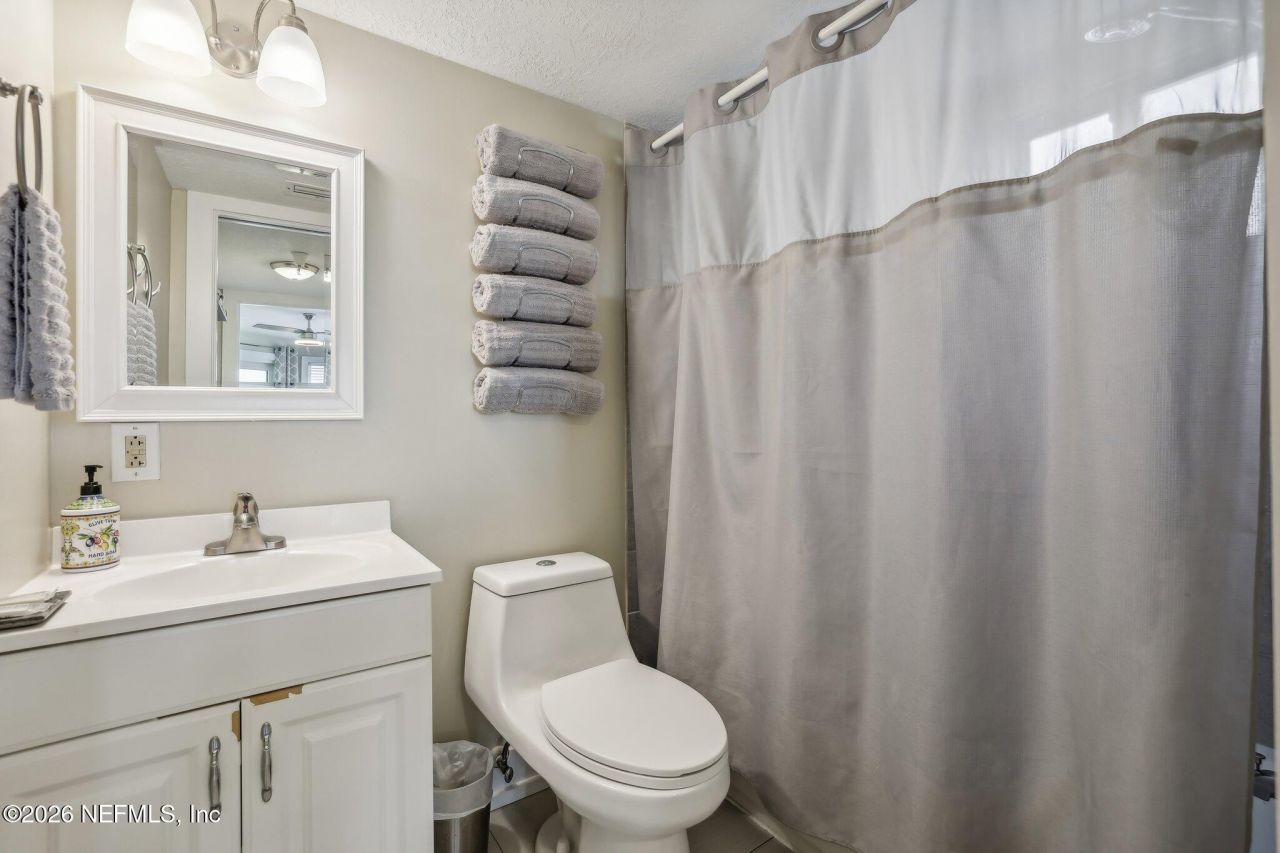 413 1st Street S, Unit 303, Jacksonville Beach, FL 32250 Photo
