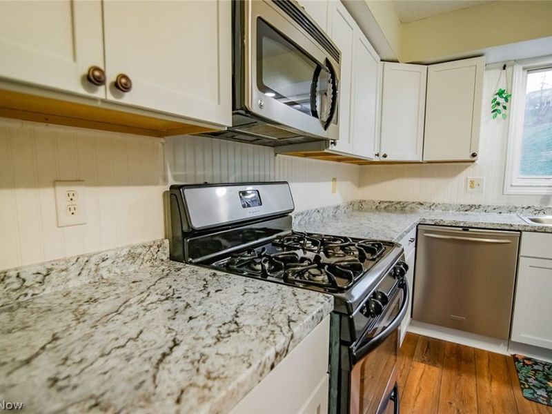 1808 29th Street, Vienna, WV 26105 Photo 10