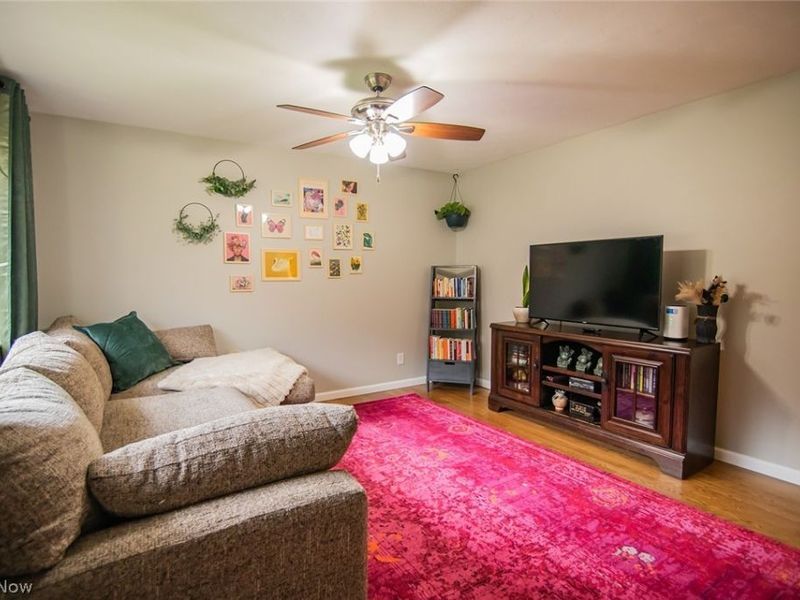 1808 29th Street, Vienna, WV 26105 Photo 3