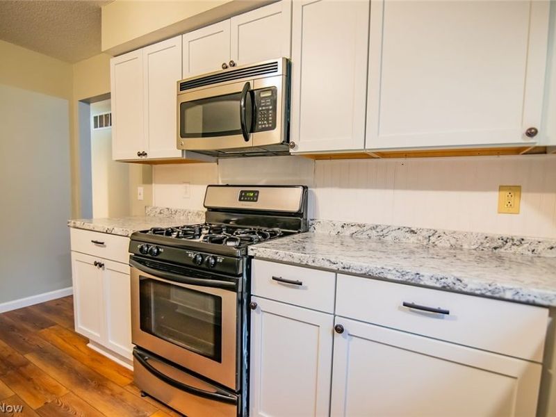 1808 29th Street, Vienna, WV 26105 Photo 8