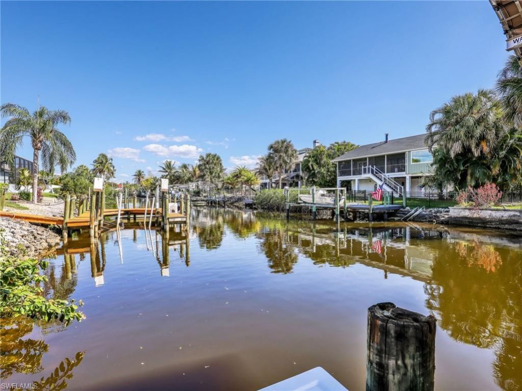 5381 Harborage Dr, Fort Myers, FL 33908 Photo