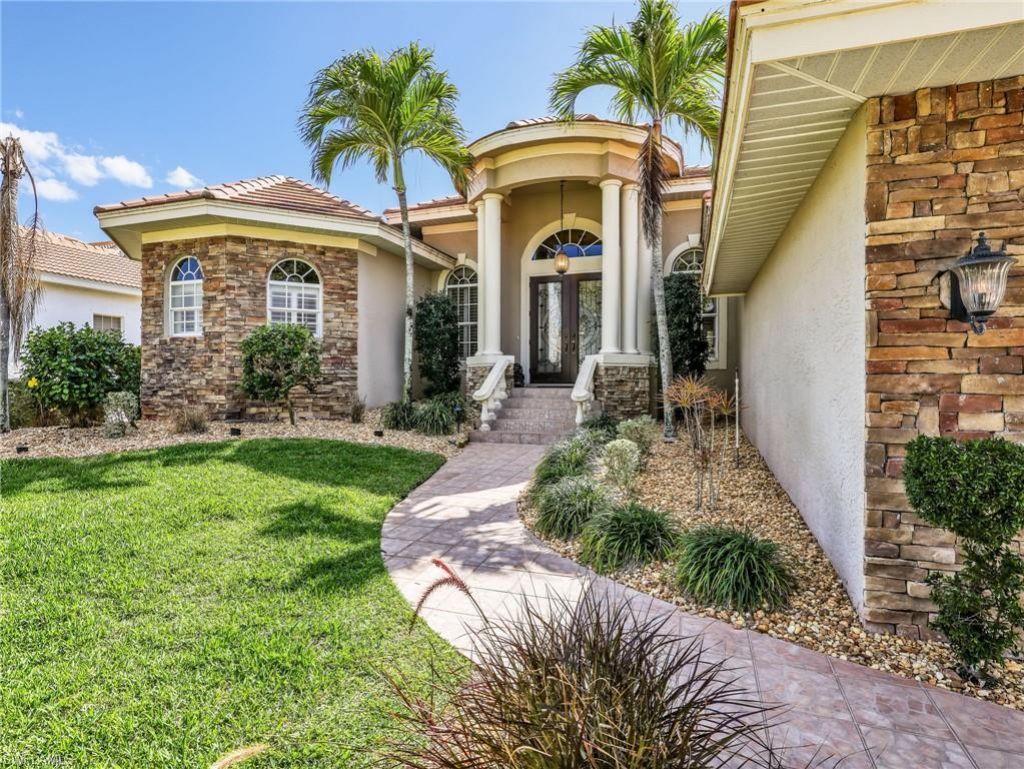 5381 Harborage Dr, Fort Myers, FL 33908 Photo