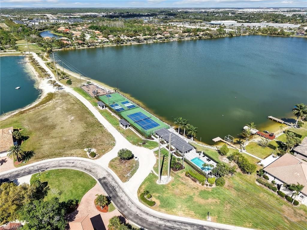 5381 Harborage Dr, Fort Myers, FL 33908 Photo