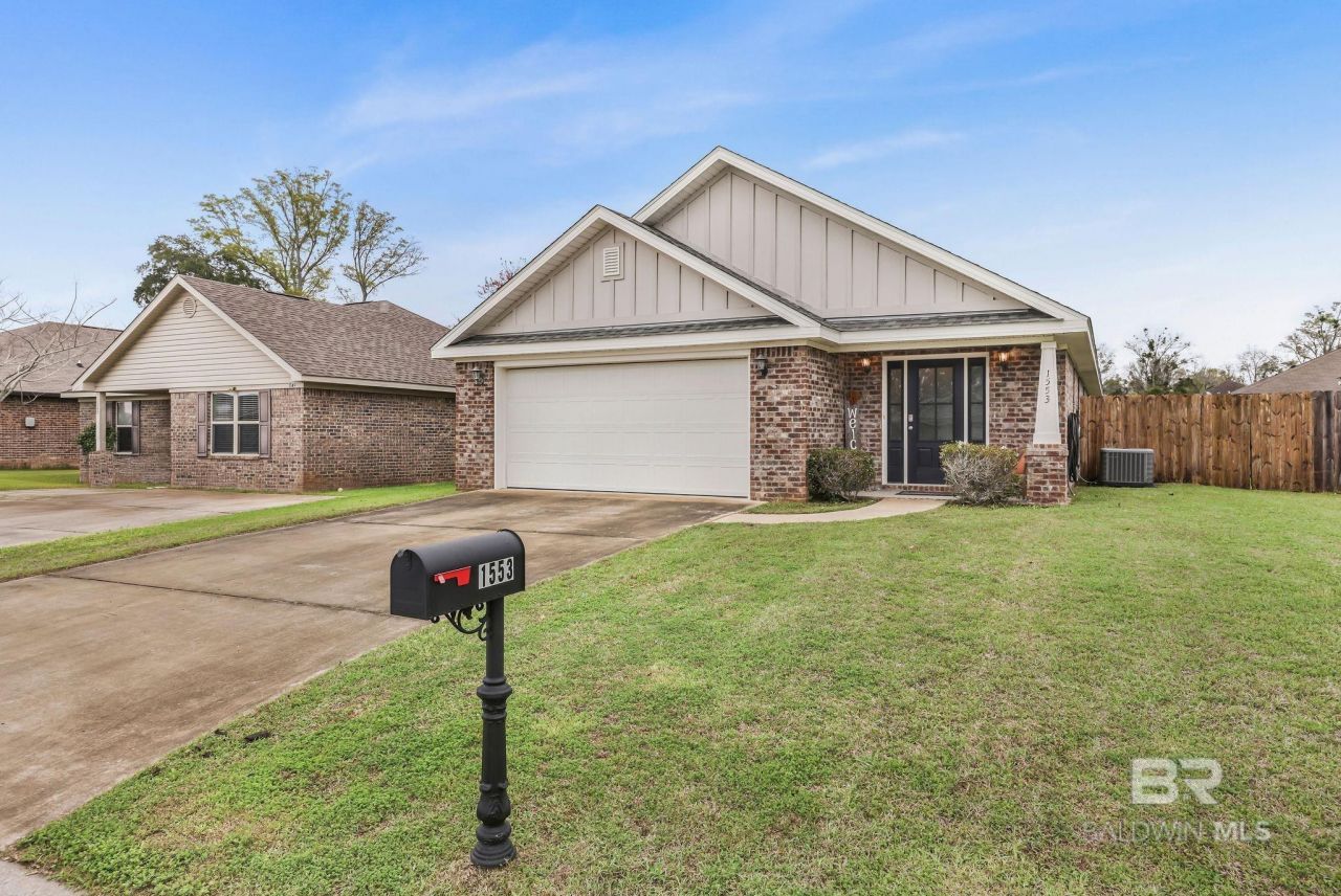 1553 Majesty Loop, Foley, AL 36535 Main Photo