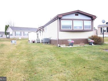 398 CLEAR CREEK COURT, NORTH WALES, PA 19454