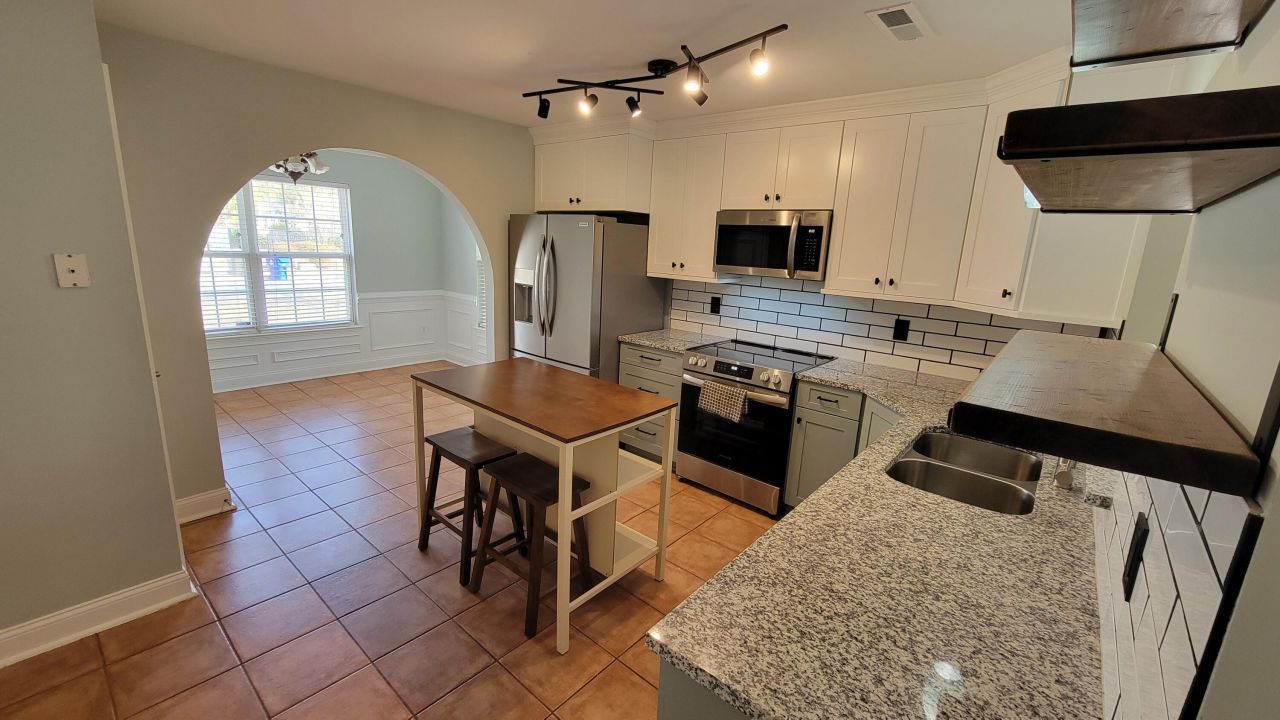 1333 Mapleton Avenue Photo 21