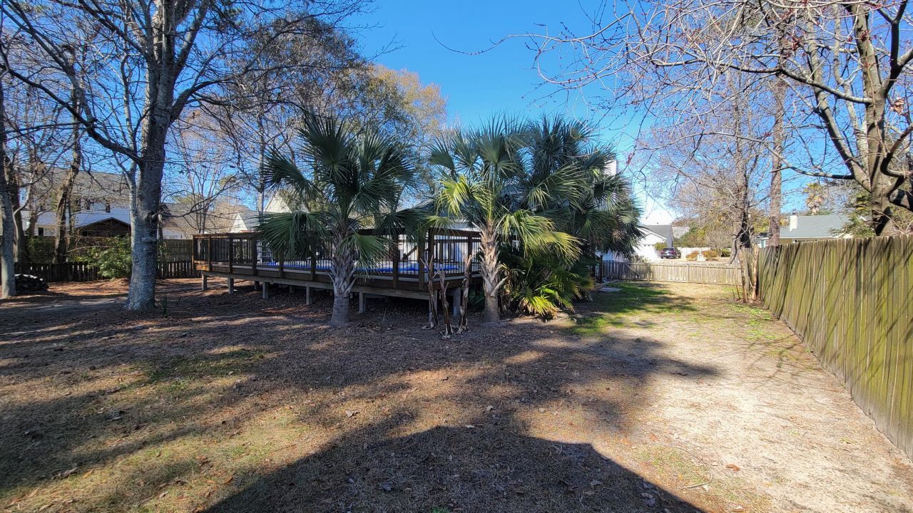 1333 Mapleton Avenue Photo 35