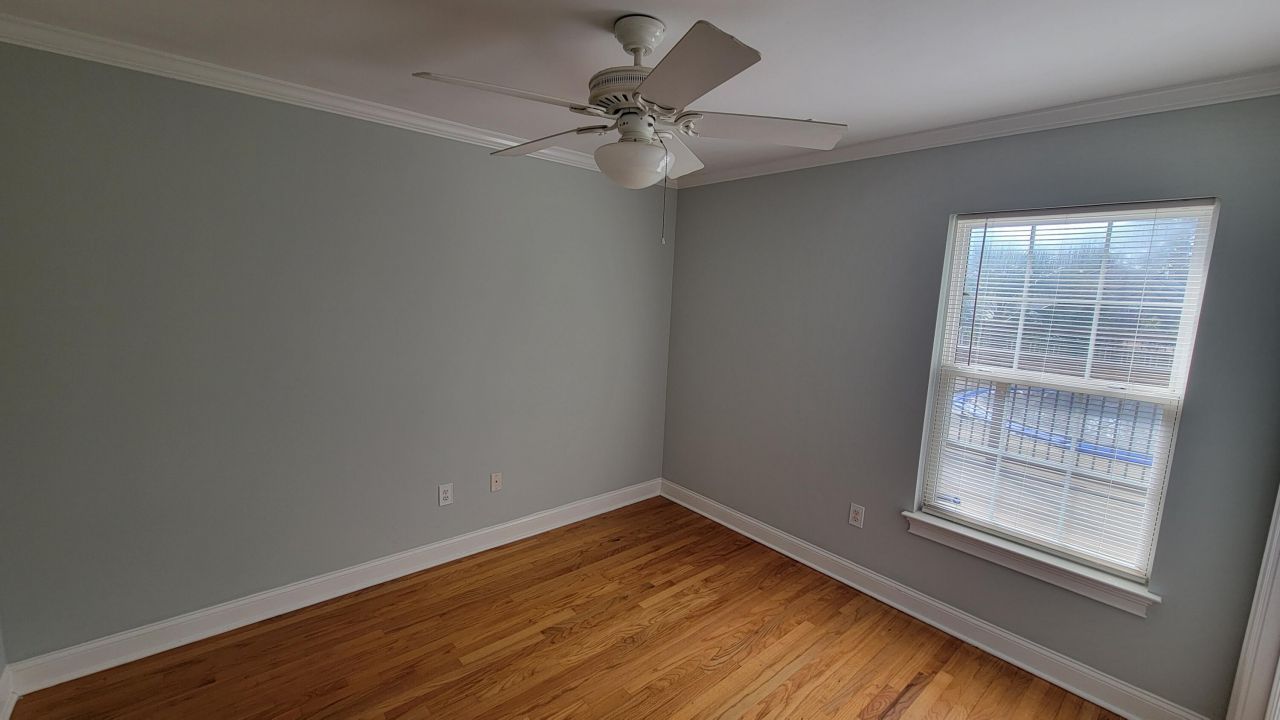 1333 Mapleton Avenue Photo 9