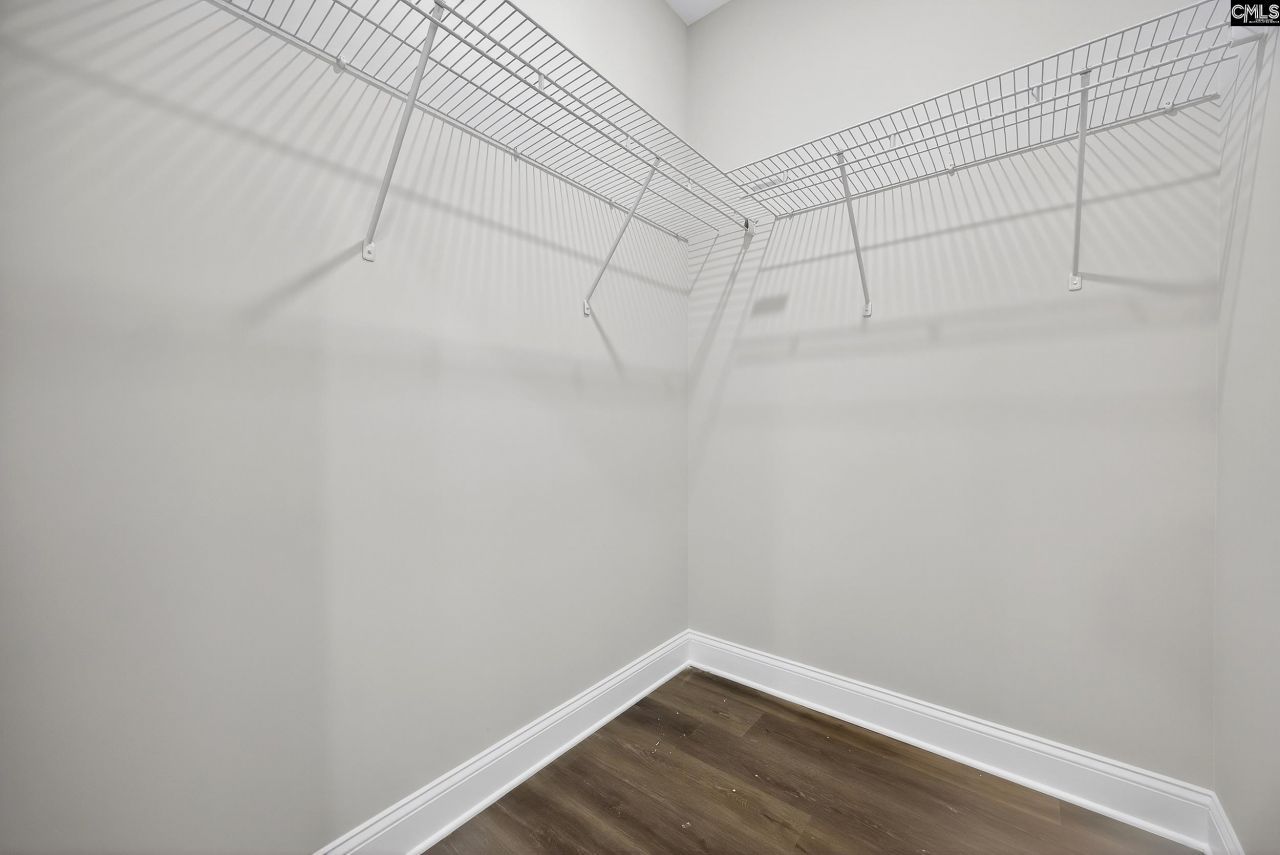 521 Romford Road Photo 26