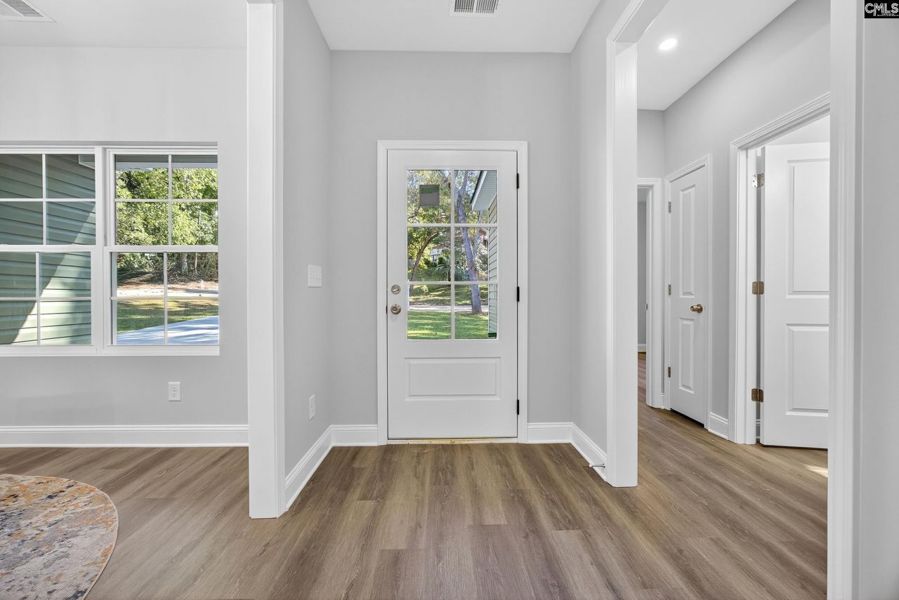 521 Romford Road Photo 6