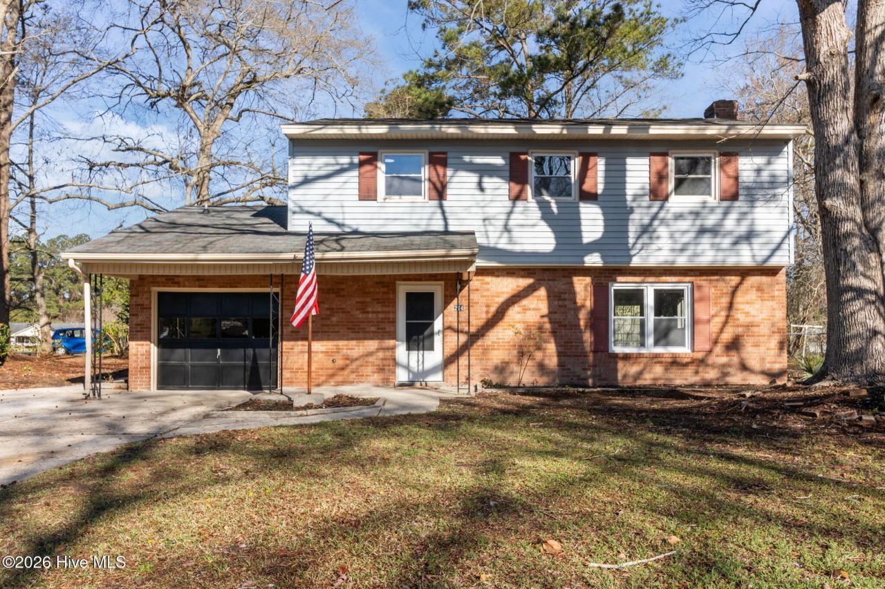 214 Kerry Court, Jacksonville, NC 28546 Main Photo
