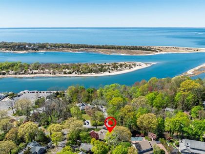 4 Knoll Top Road Stony Brook, NY 11790