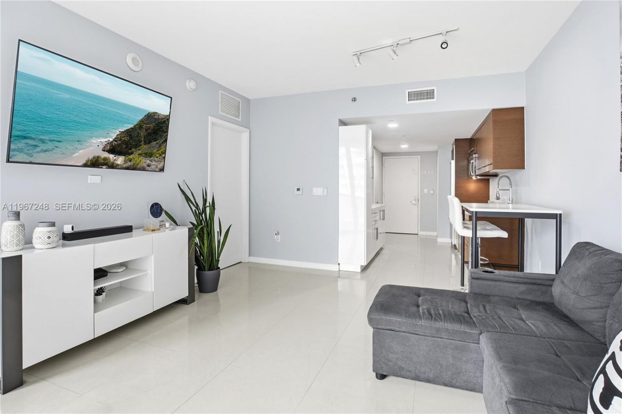 495 Brickell Ave, Unit 1608, Miami, FL 33131 Photo