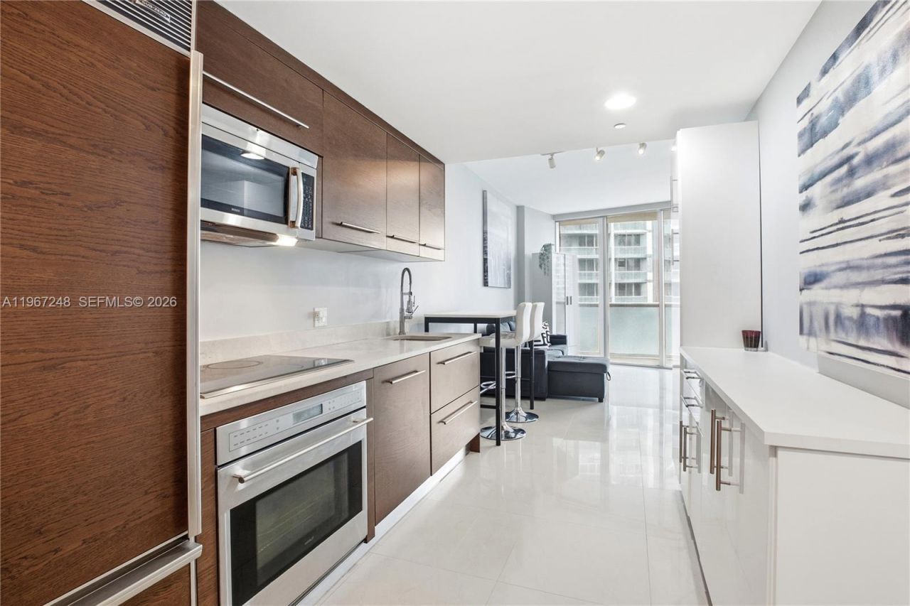 495 Brickell Ave, Unit 1608, Miami, FL 33131 Photo